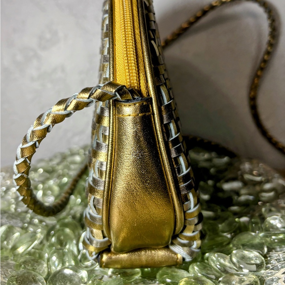 Allen Edwards Elegant Woven Gold and Brown Vegan leather Women's Bag - Picture 5 of 8